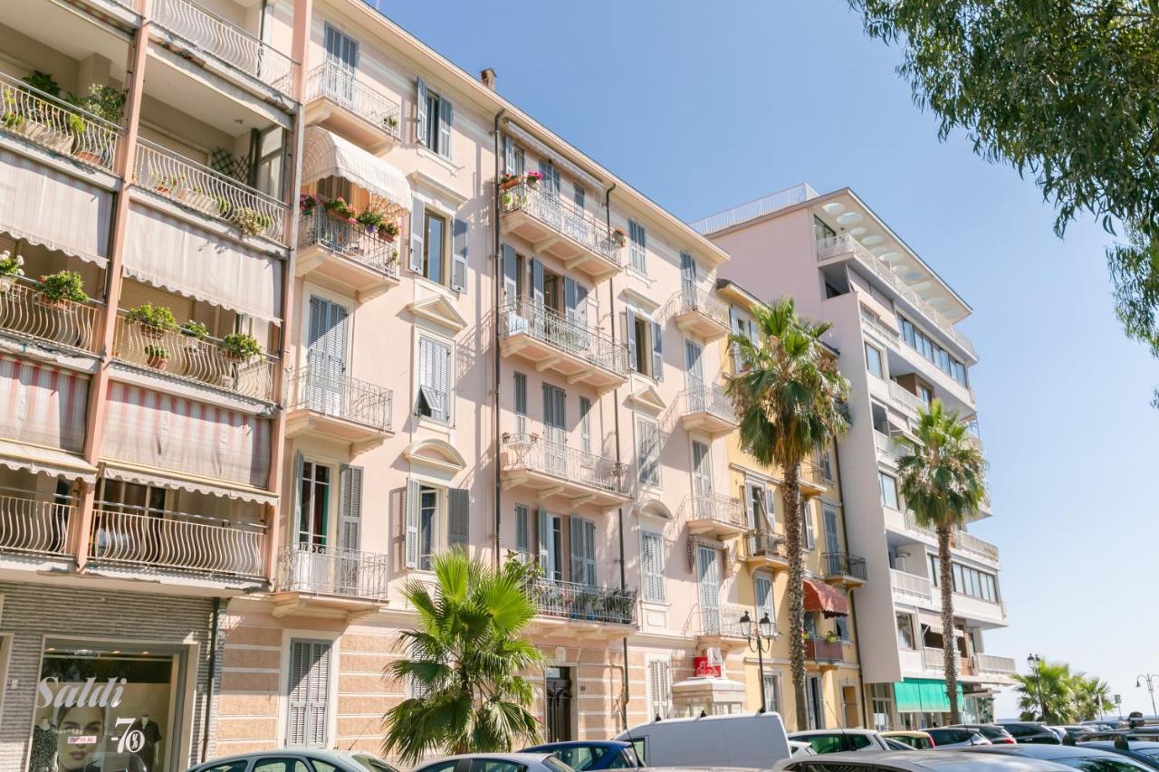 Ventimiglia City Center With Sea View 벤티밀리아 외부 사진